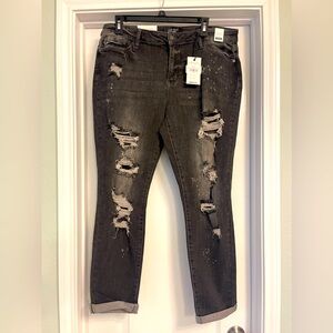 NWT!  Judy Blue Mid Rise